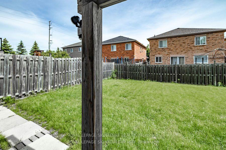 Photo 13 of Unit Lower, 11 Celestial Court, Brampton, Fletcher's Meadow — HOMEH