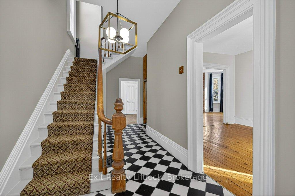 Photo 4 of 212 Barnardo Avenue, Peterborough, Northcrest Ward 5 — HOMEH
