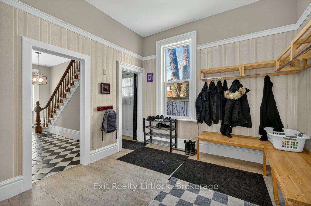 Photo 7 of 212 Barnardo Avenue, Peterborough, Northcrest Ward 5 — HOMEH