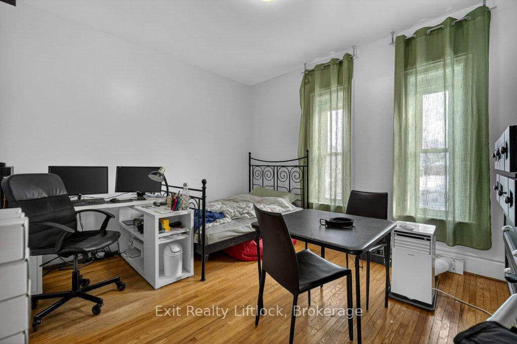 Photo 19 of 212 Barnardo Avenue, Peterborough, Northcrest Ward 5 — HOMEH
