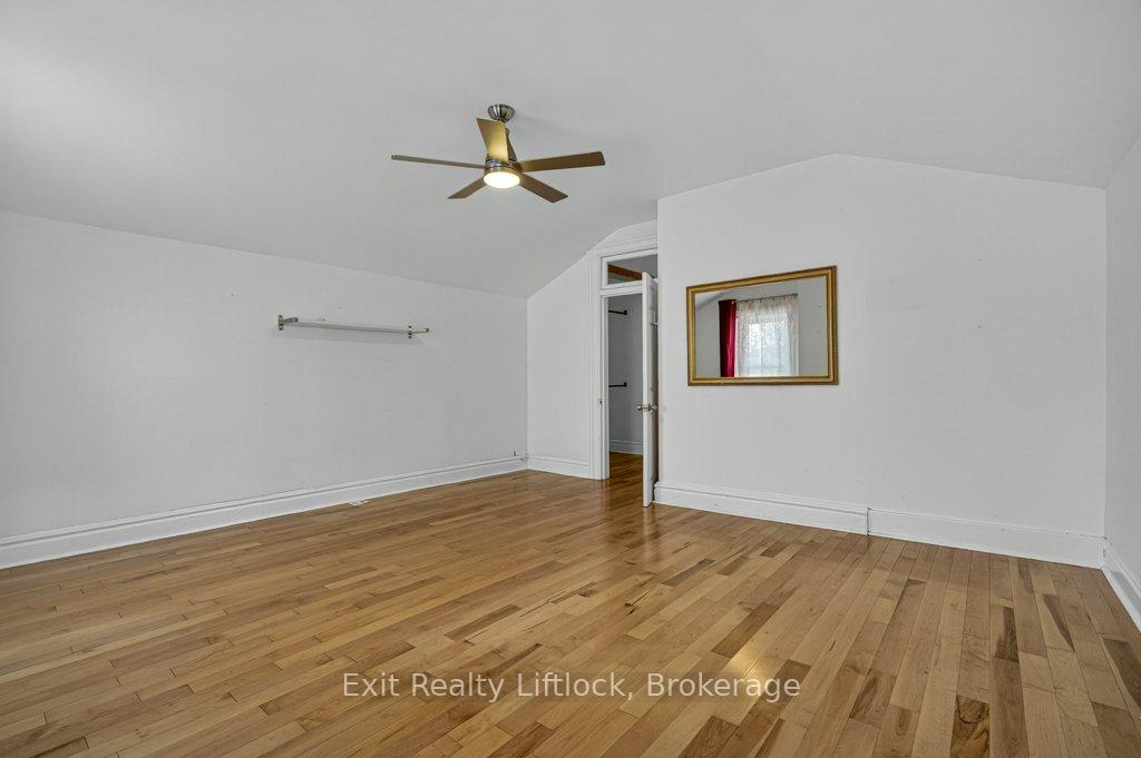 Photo 22 of 212 Barnardo Avenue, Peterborough, Northcrest Ward 5 — HOMEH