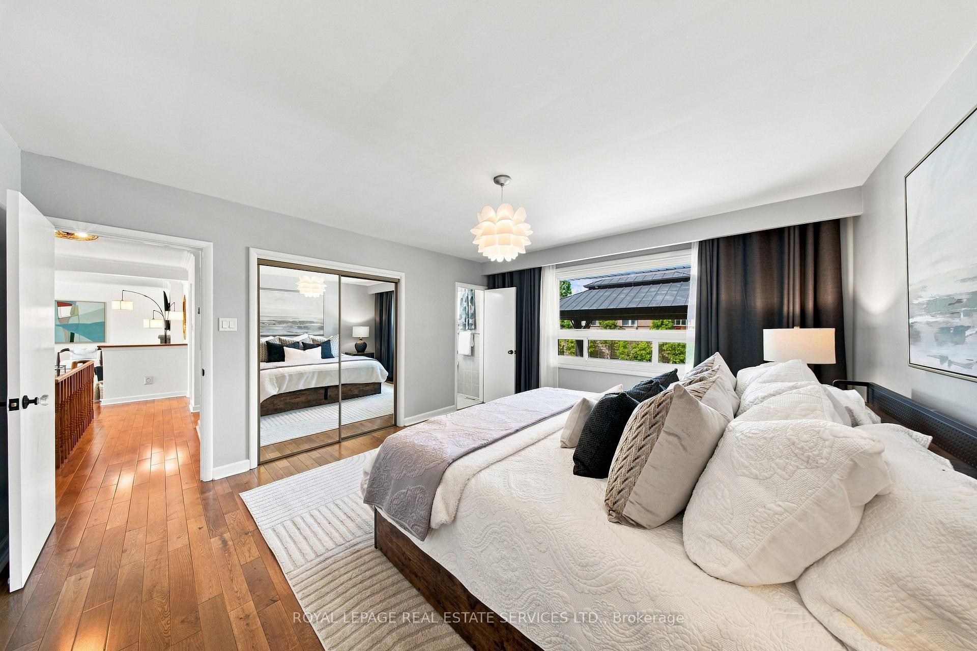 Photo 11 of 16 Oldham Road, Etobicoke, Princess-Rosethorn — HOMEH