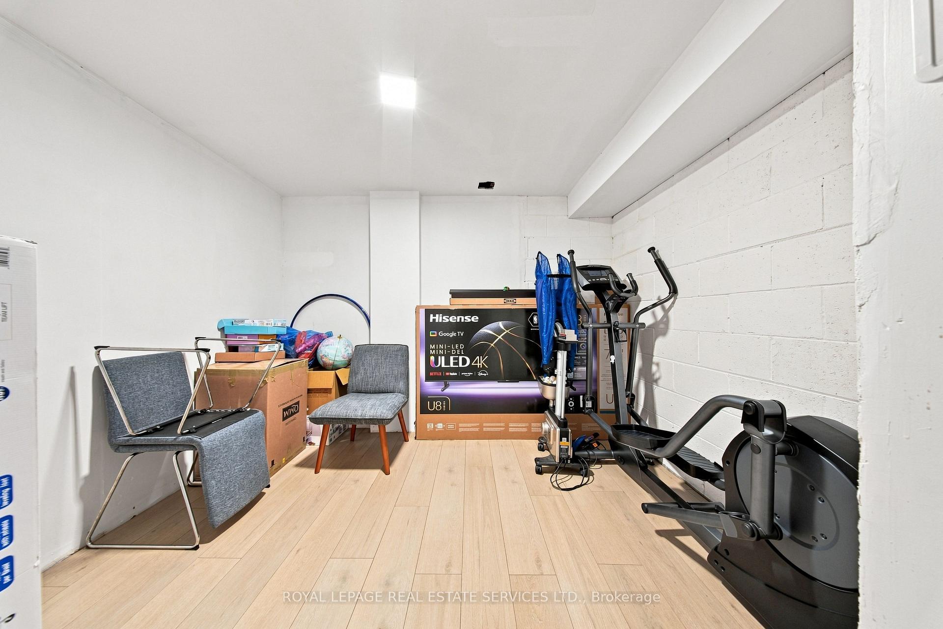 Photo 30 of 16 Oldham Road, Etobicoke, Princess-Rosethorn — HOMEH