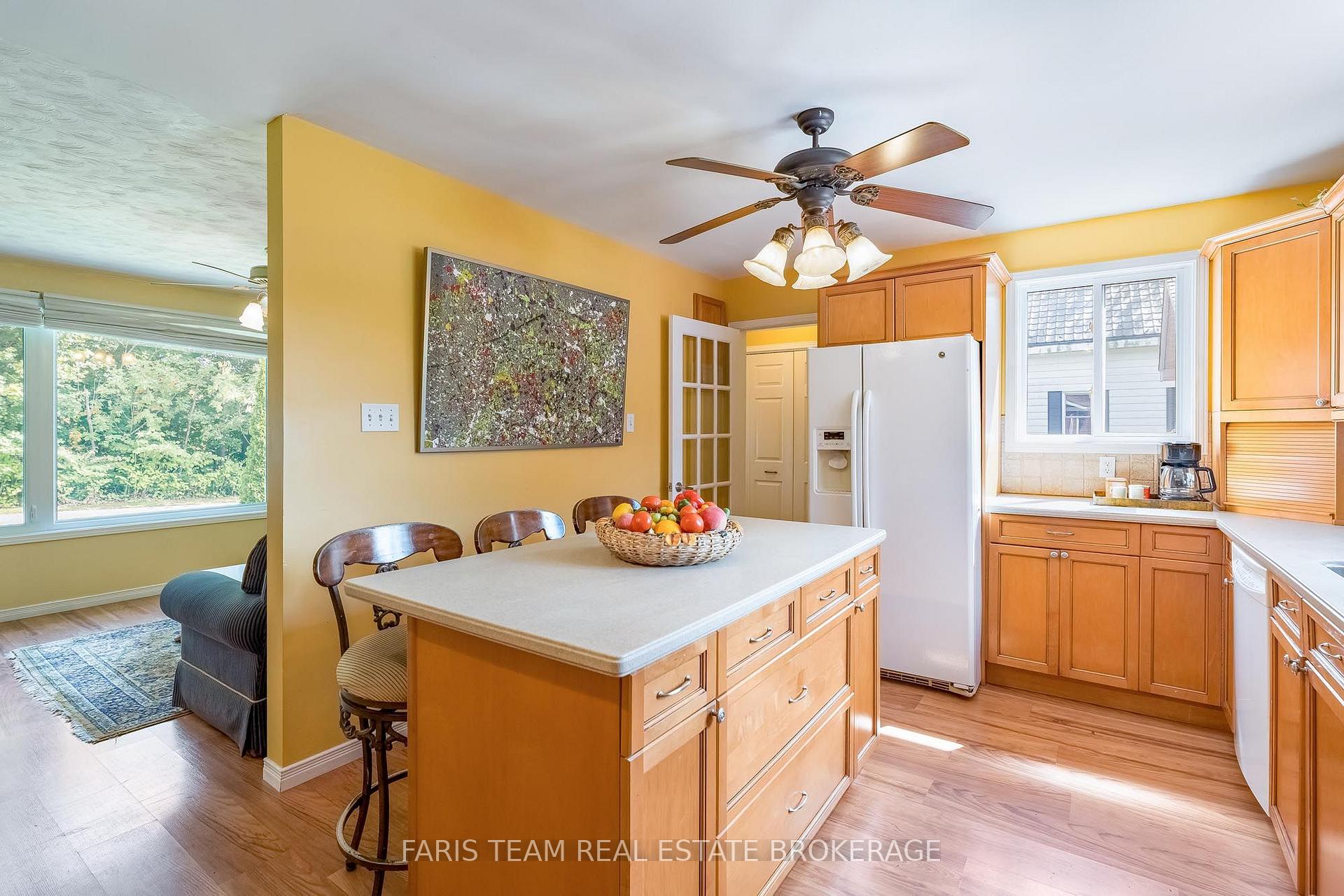 Photo 7 of 320 Cherry Street, Tay, Waubaushene — HOMEH