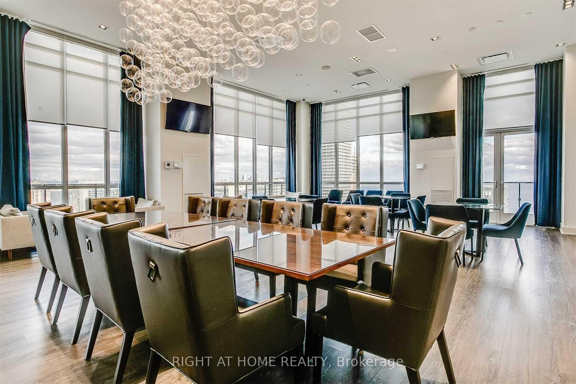 Photo 17 of Unit 2501, 10 Park Lawn Road, Etobicoke, Mimico — HOMEH