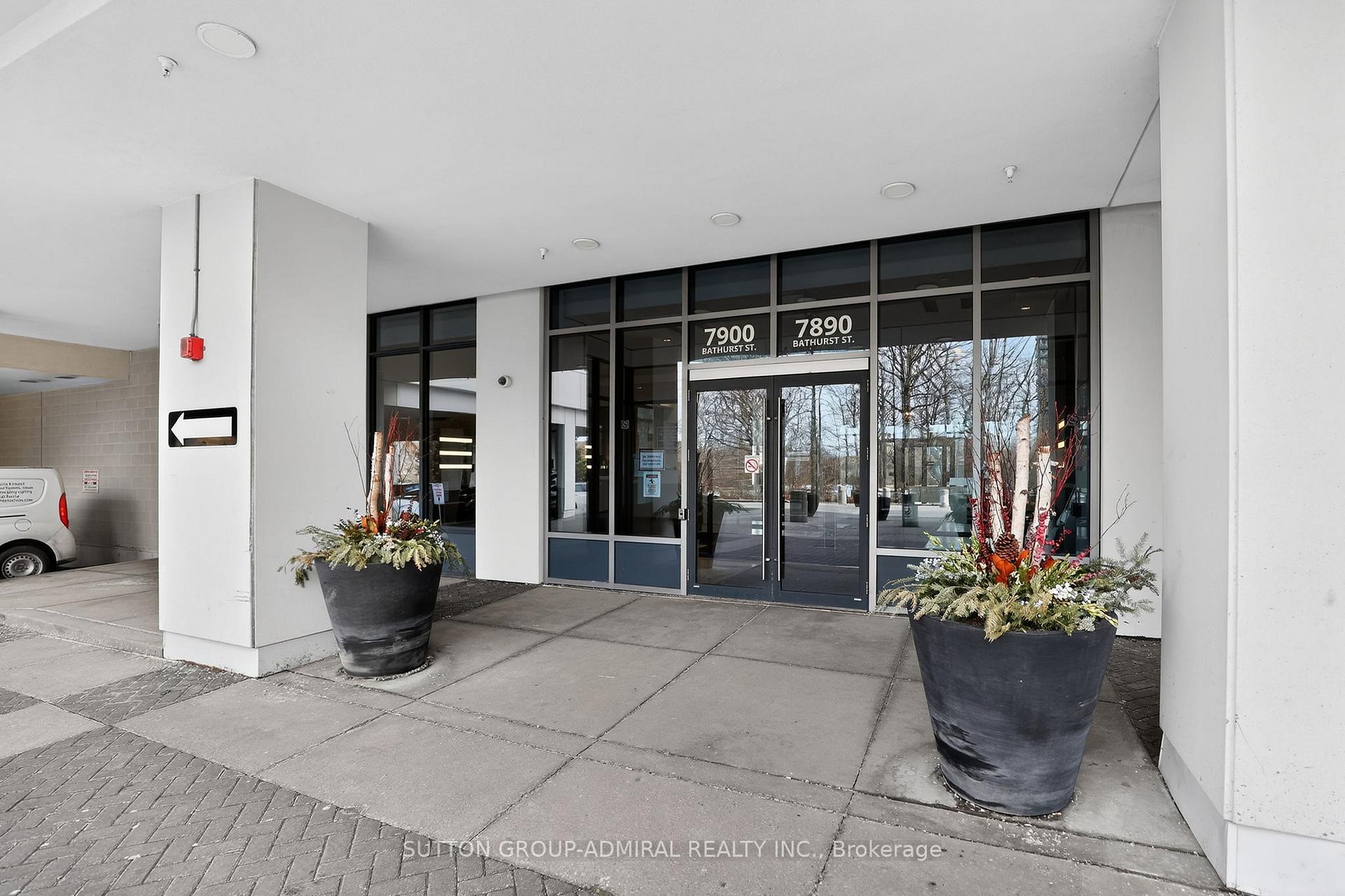 Photo 3 of Unit 316, 7900 Bathurst Street, Vaughan, Beverley Glen — HOMEH