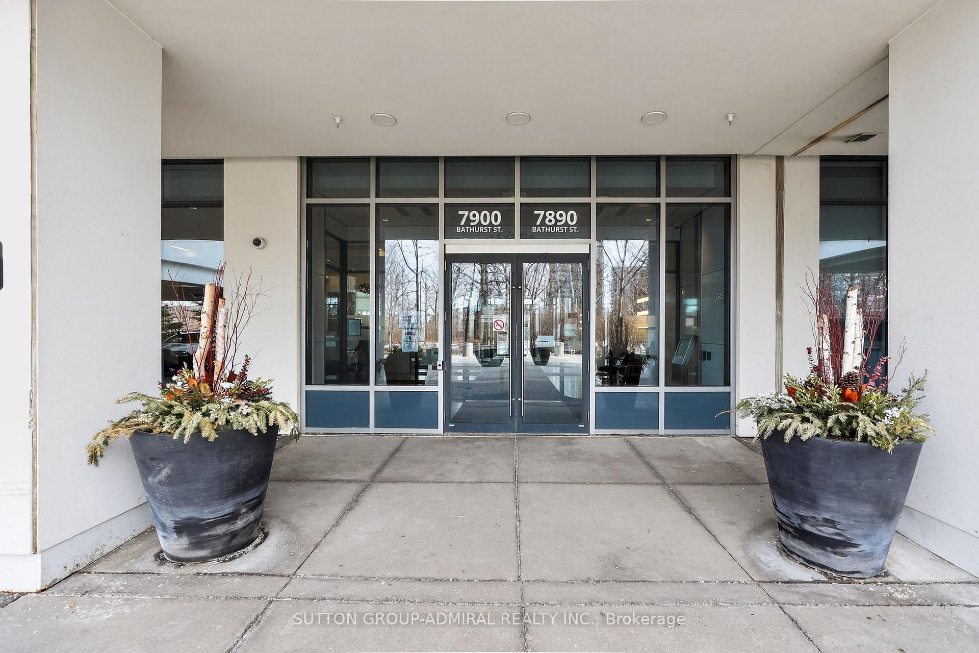 Photo 4 of Unit 316, 7900 Bathurst Street, Vaughan, Beverley Glen — HOMEH