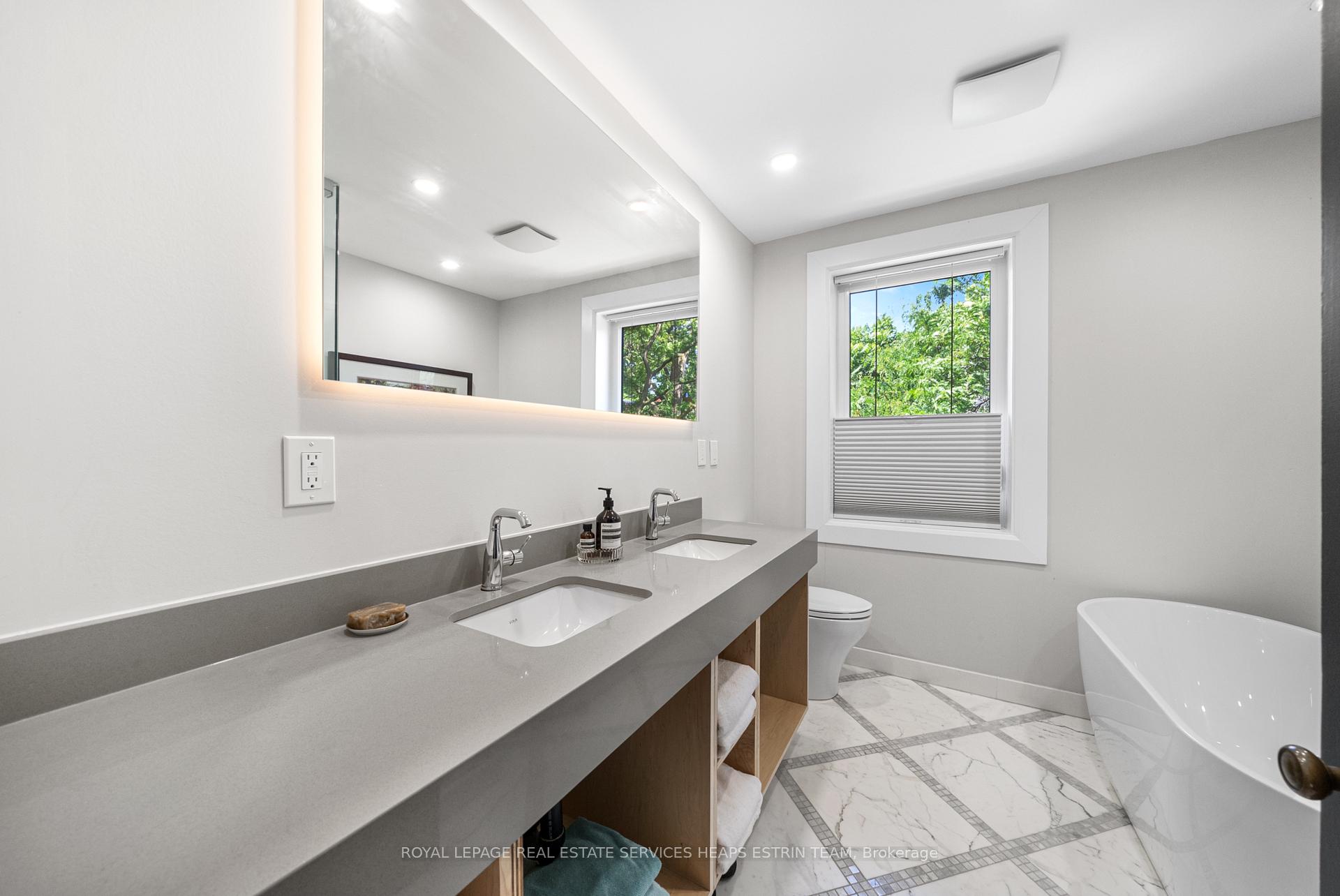 Photo 19 of 115 Robinson Street, Toronto, Trinity-Bellwoods — HOMEH