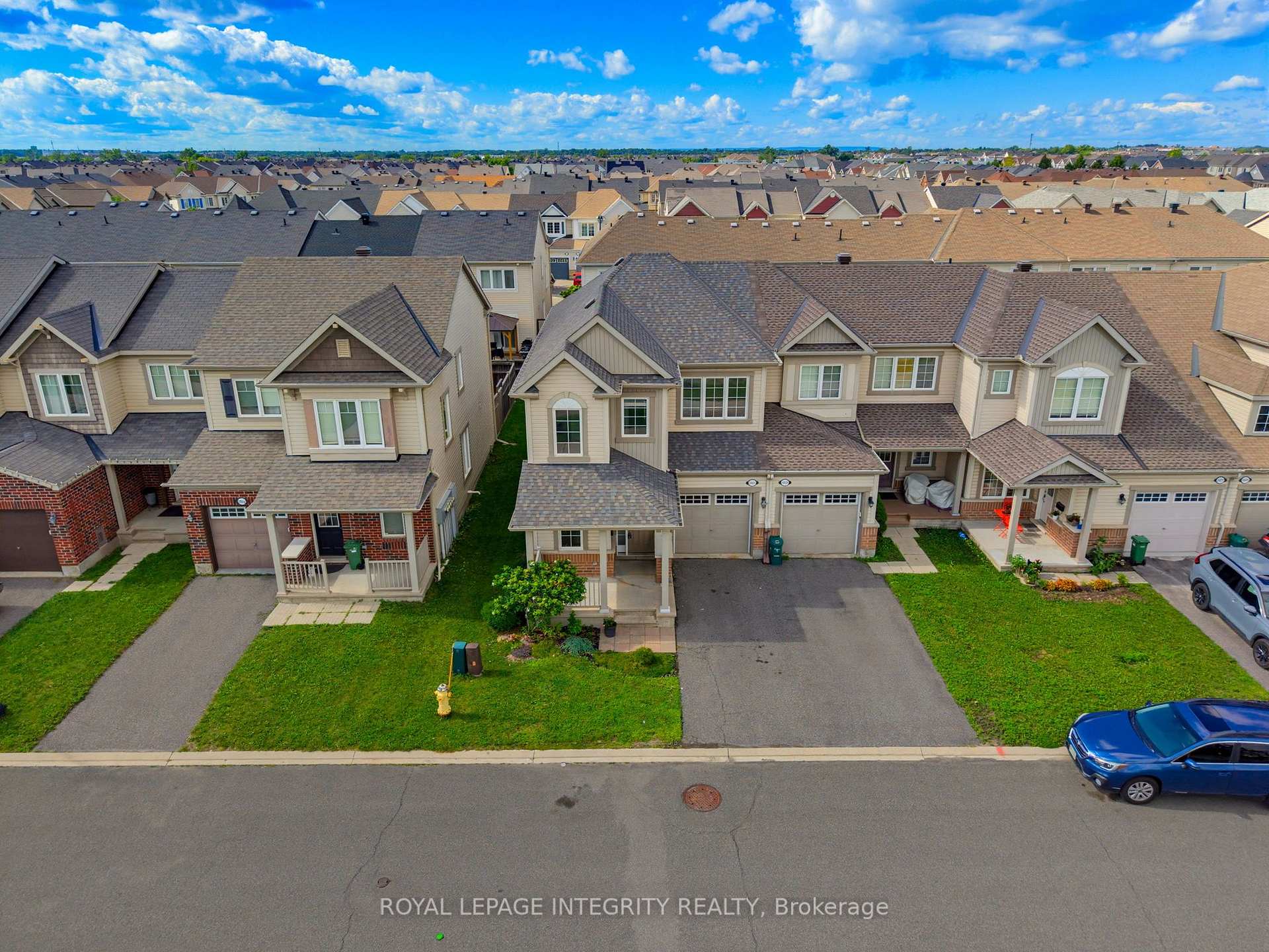 Photo 3 of 3631 Cambrian Road, Ottawa, Barrhaven - Half Moon Bay — HOMEH