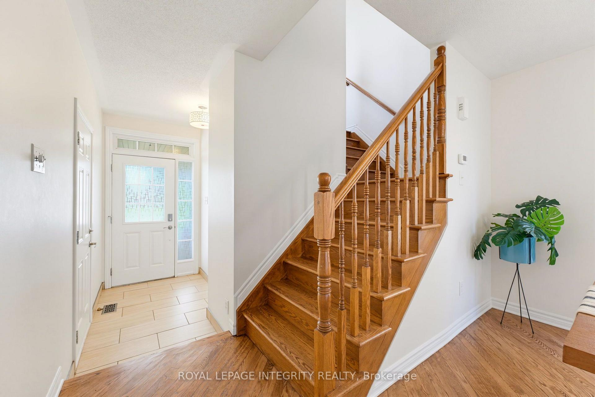 Photo 9 of 3631 Cambrian Road, Ottawa, Barrhaven - Half Moon Bay — HOMEH