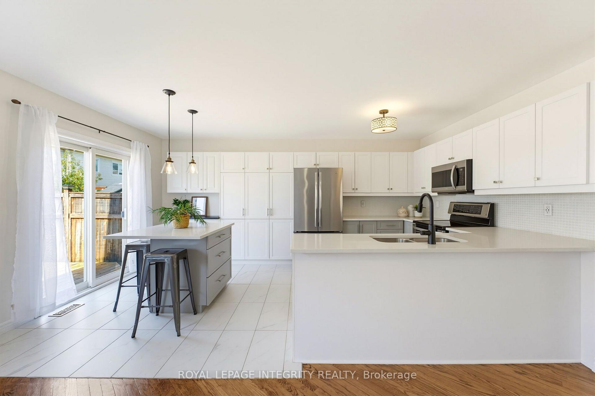 Photo 21 of 3631 Cambrian Road, Ottawa, Barrhaven - Half Moon Bay — HOMEH