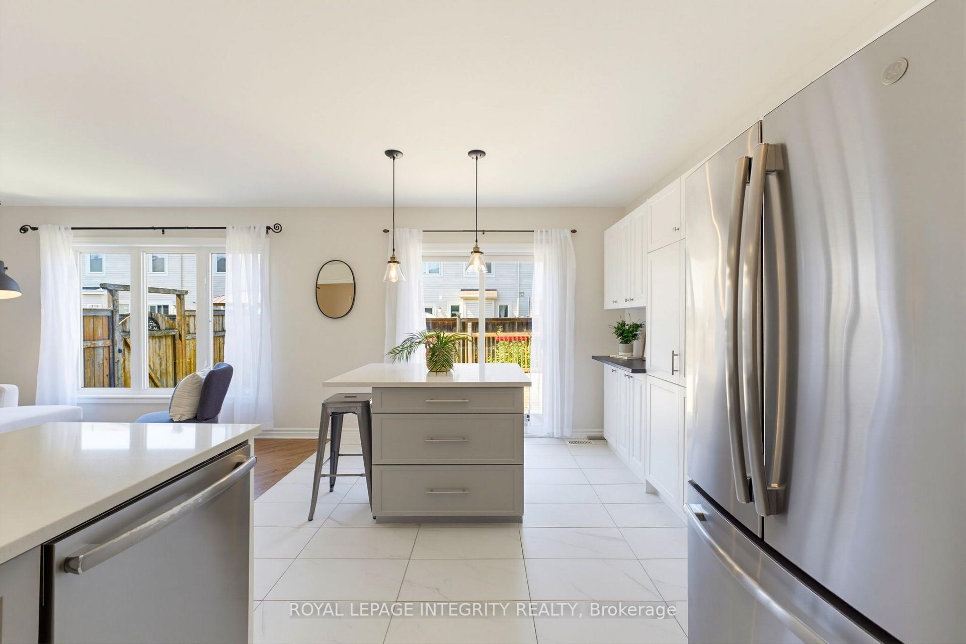 Photo 26 of 3631 Cambrian Road, Ottawa, Barrhaven - Half Moon Bay — HOMEH