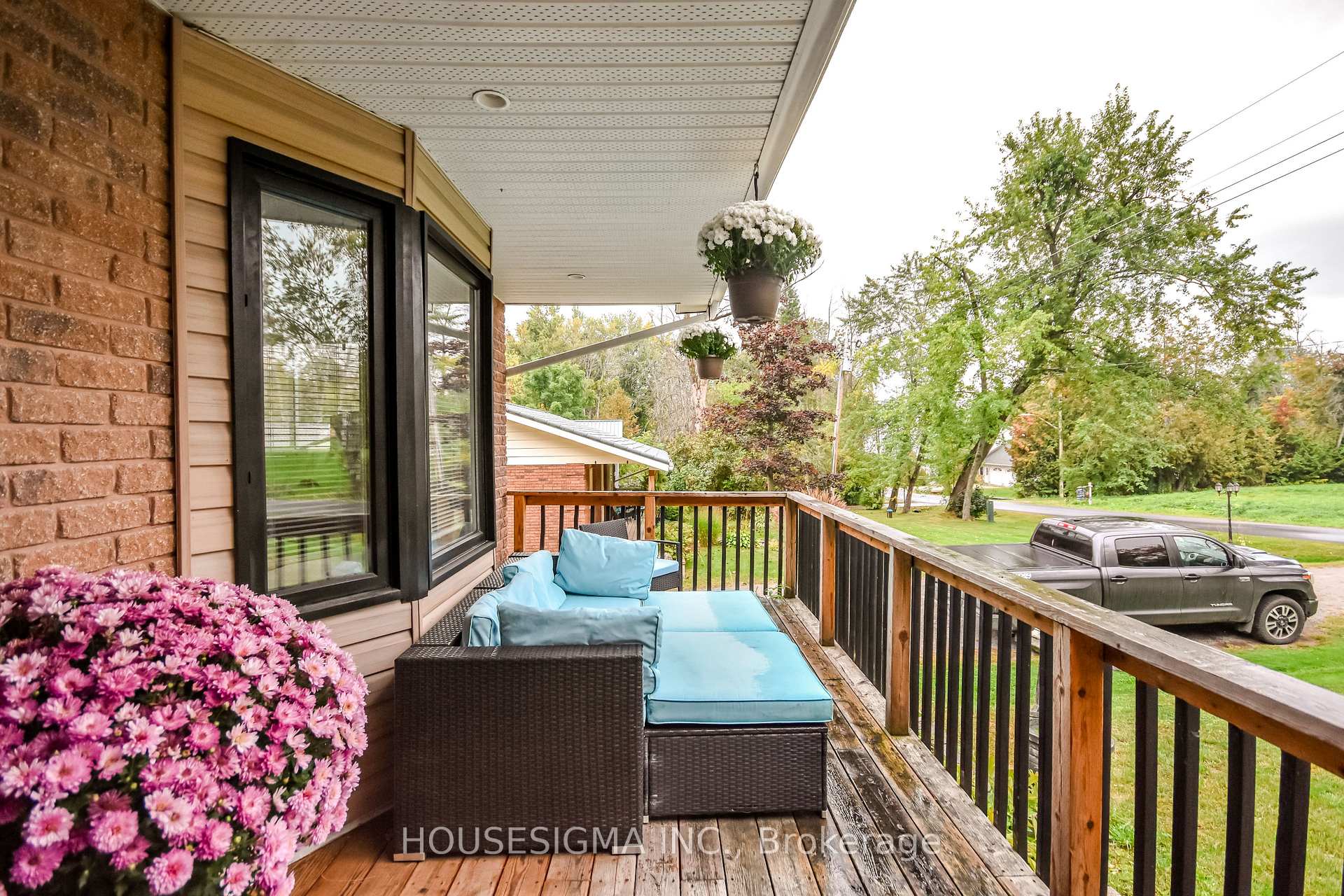 Photo 3 of 3965 Parkside Drive, Ramara, Rural Ramara — HOMEH