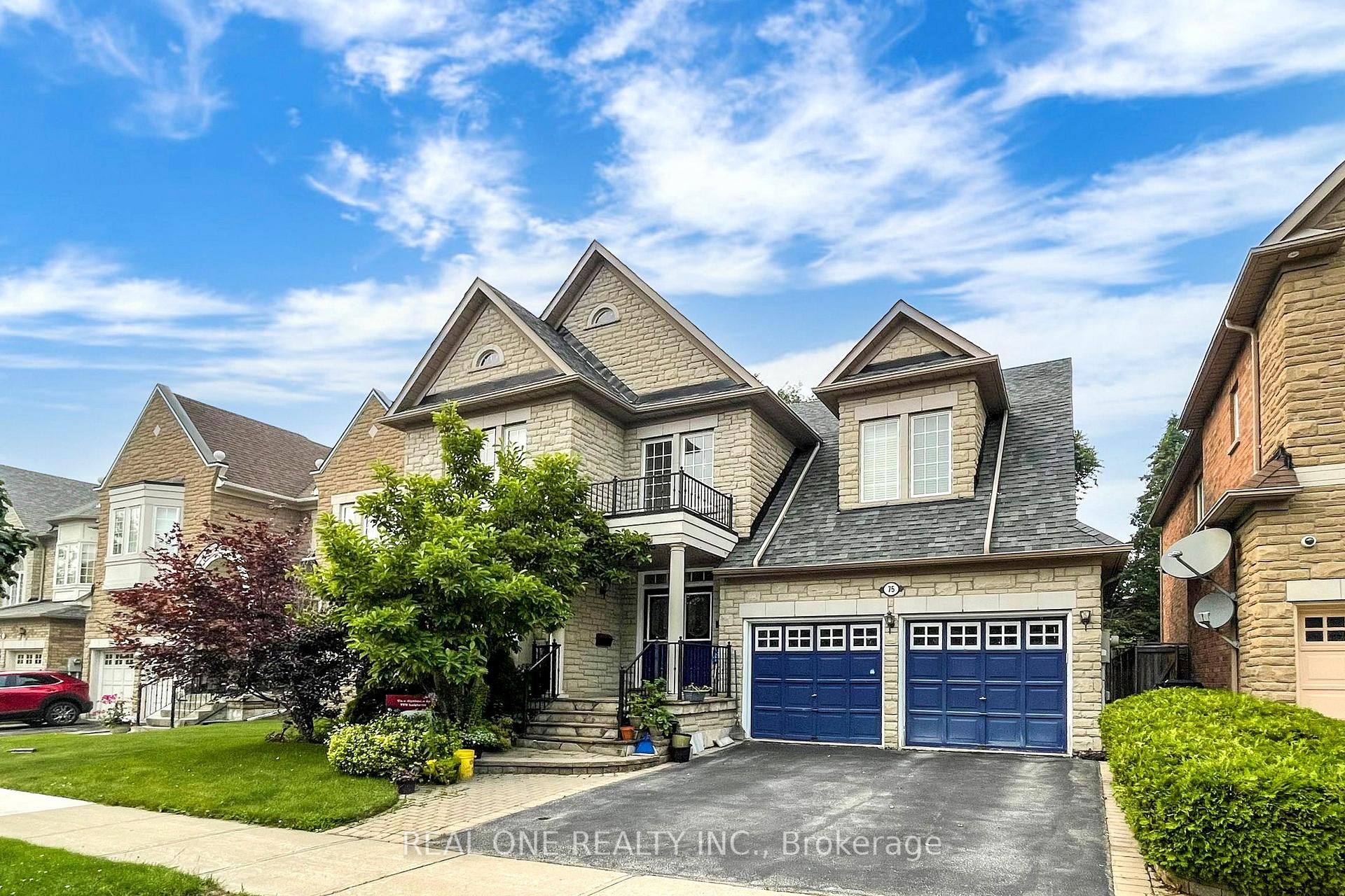 Photo 2 of 75 Green Meadows Circle, North York, Don Valley Village — HOMEH