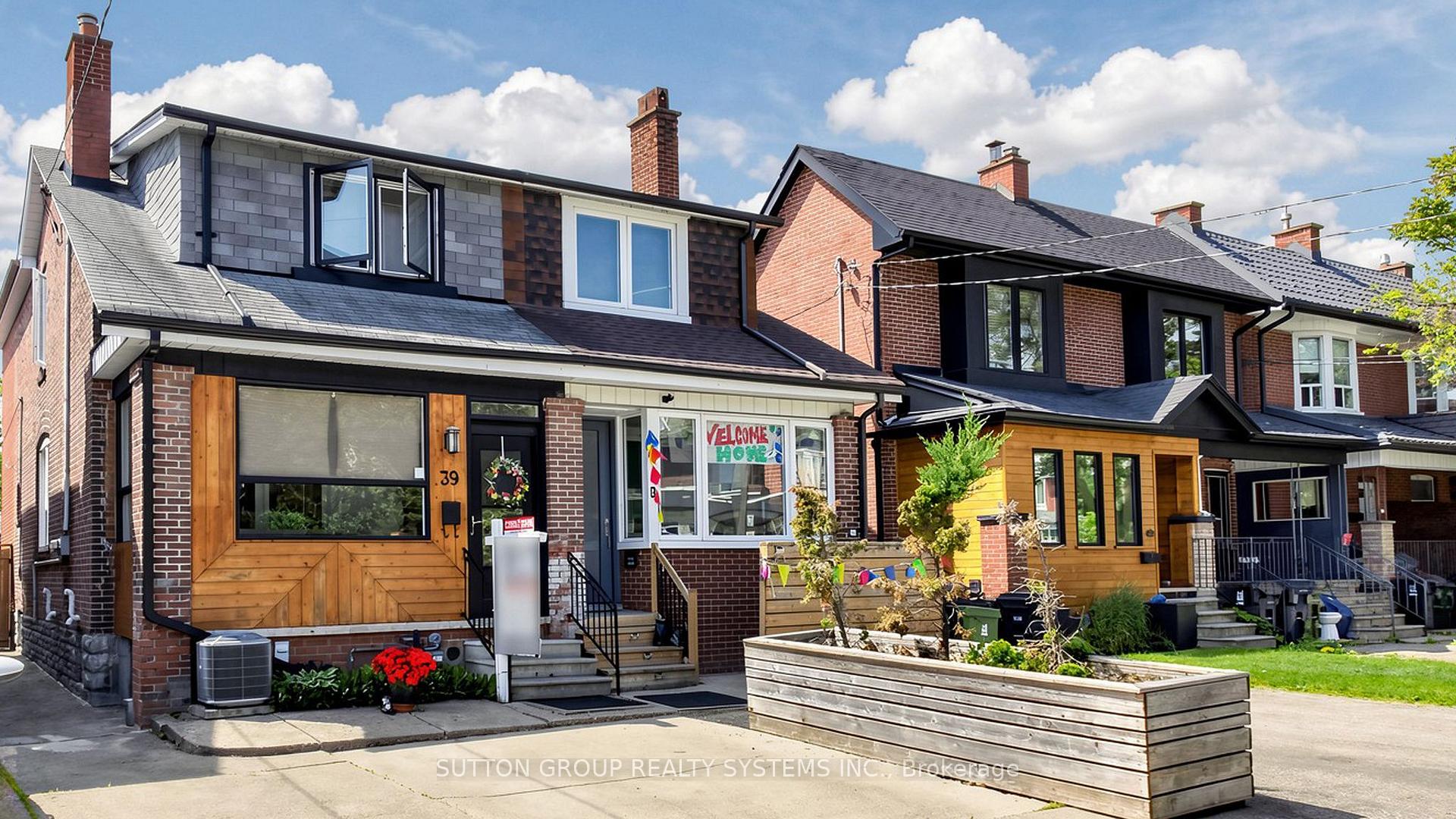 Photo 4 of 39 Exeter Street, Toronto, Weston-Pellam Park — HOMEH