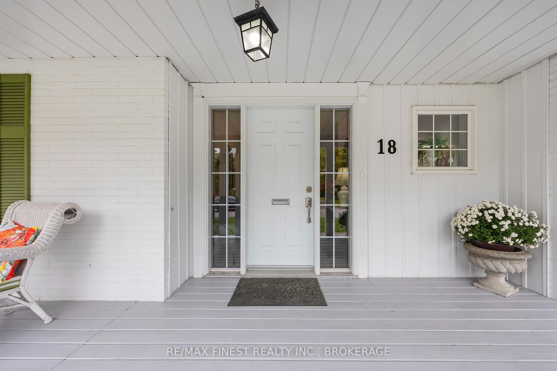Photo 3 of 18 Stormont Avenue, Kingston, West of Sir John A. Blvd — HOMEH