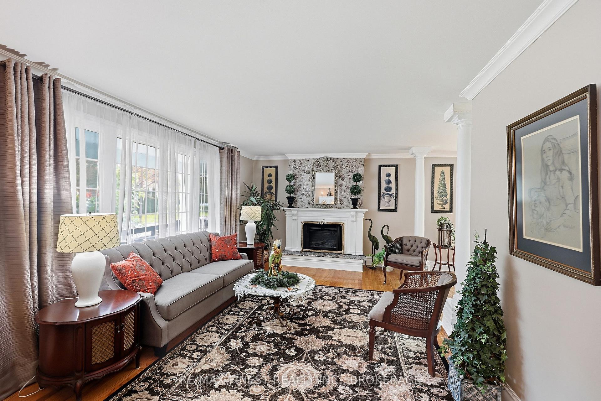 Photo 8 of 18 Stormont Avenue, Kingston, West of Sir John A. Blvd — HOMEH