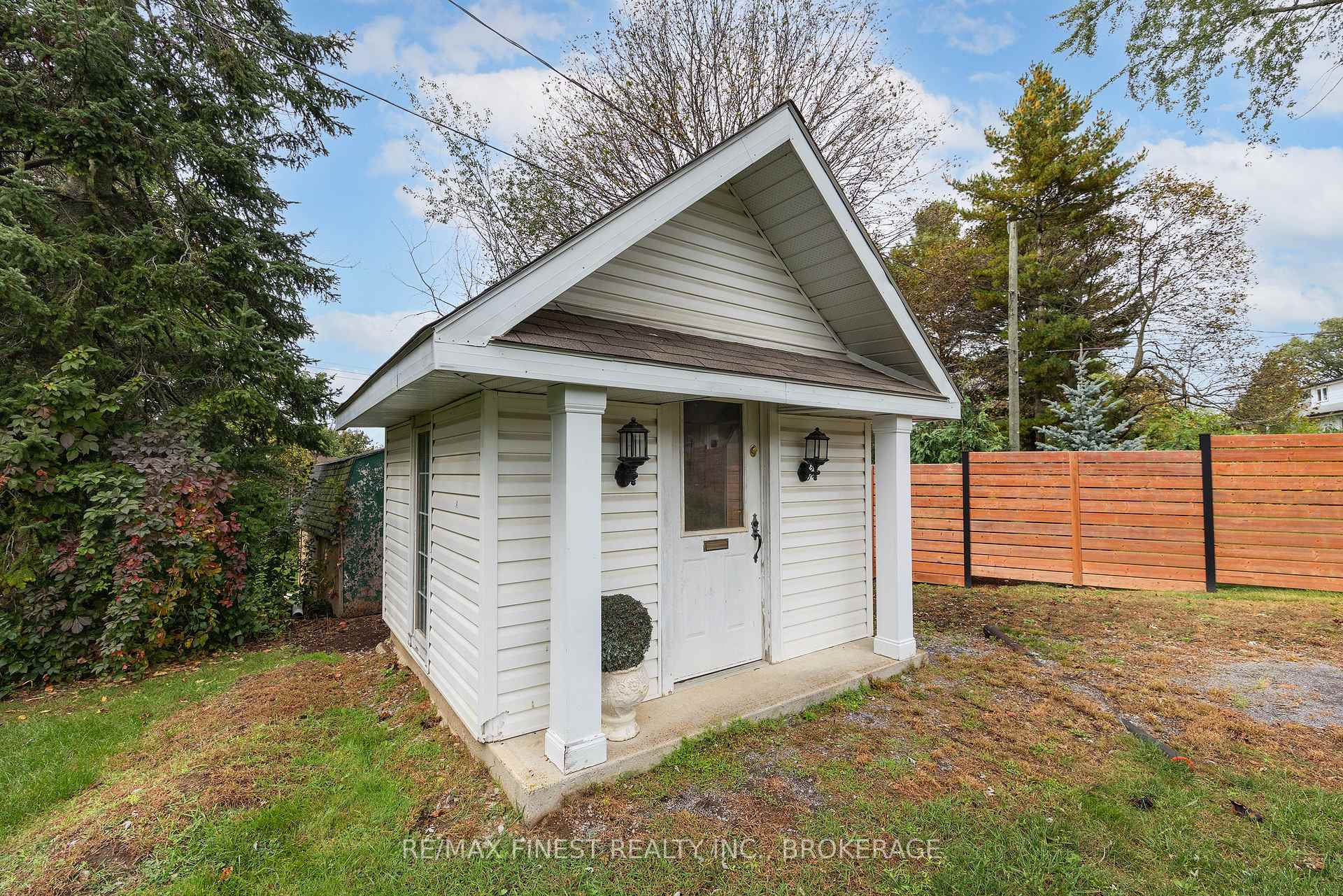 Photo 51 of 18 Stormont Avenue, Kingston, West of Sir John A. Blvd — HOMEH