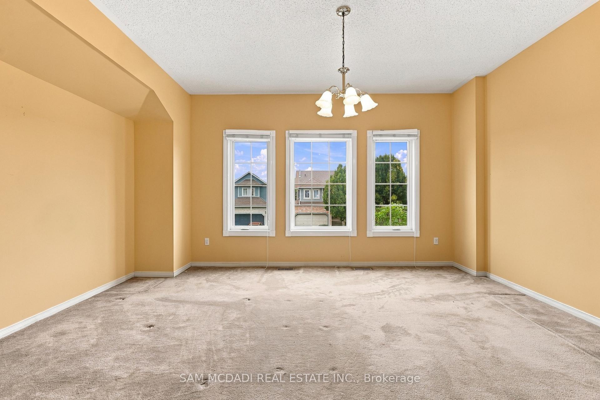 Photo 14 of 5263 Russell View Road, Mississauga, Central Erin Mills — HOMEH
