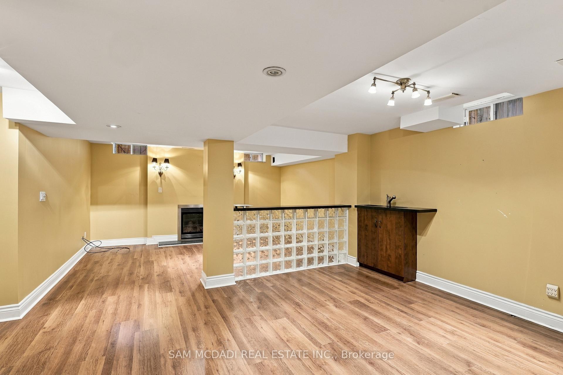 Photo 25 of 5263 Russell View Road, Mississauga, Central Erin Mills — HOMEH