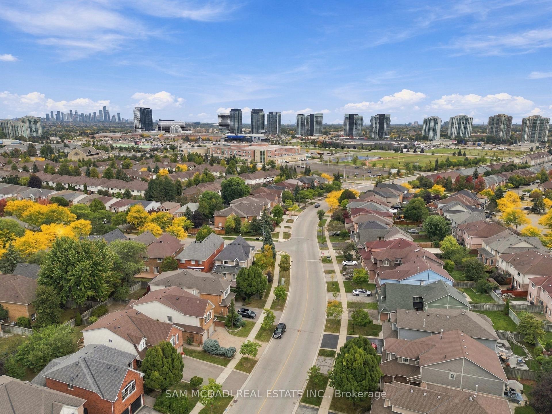 Photo 35 of 5263 Russell View Road, Mississauga, Central Erin Mills — HOMEH