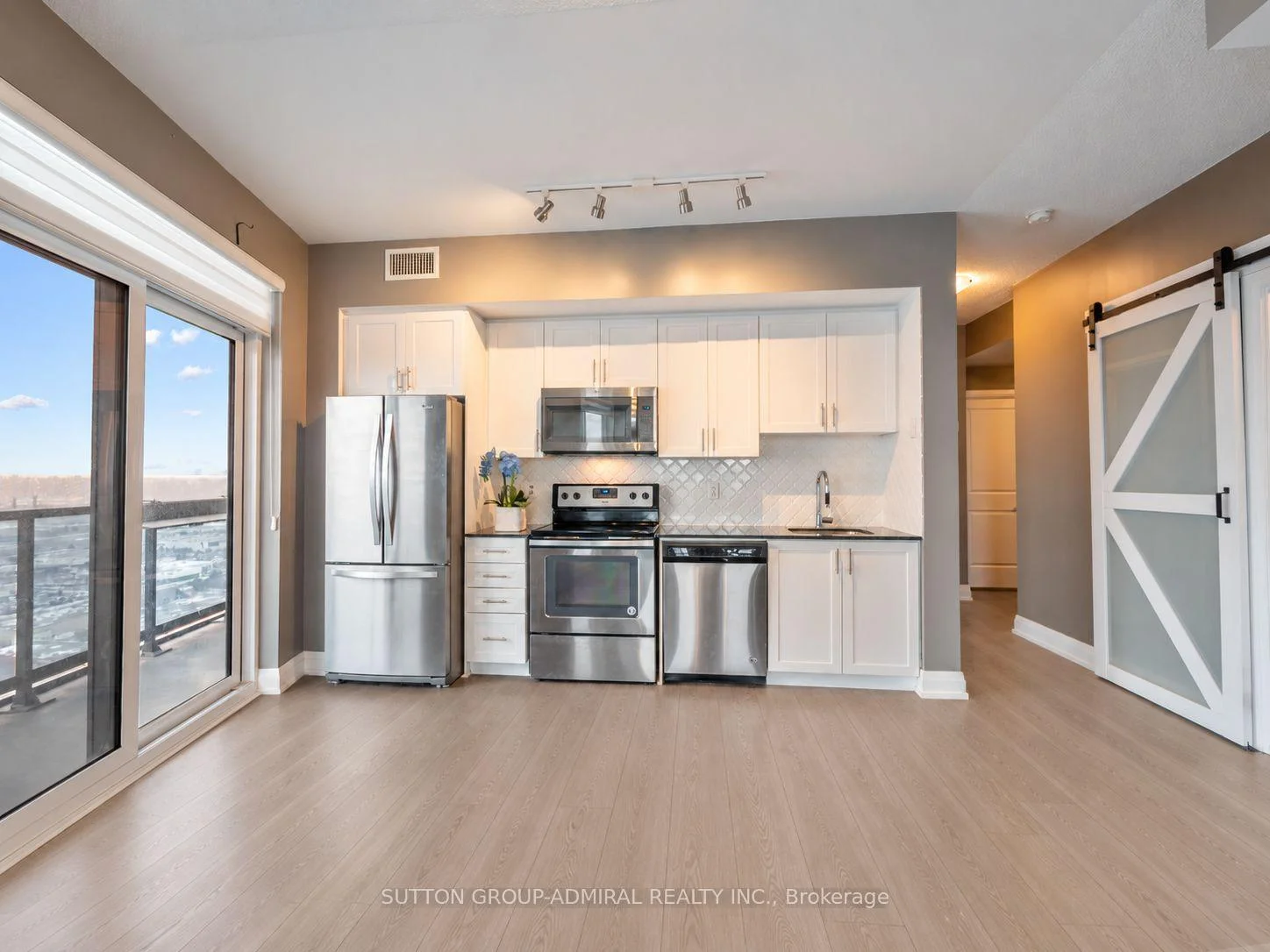 Photo 6 of Unit 2908, 3600 Highway 7, Vaughan, Vaughan Corporate Centre — HOMEH