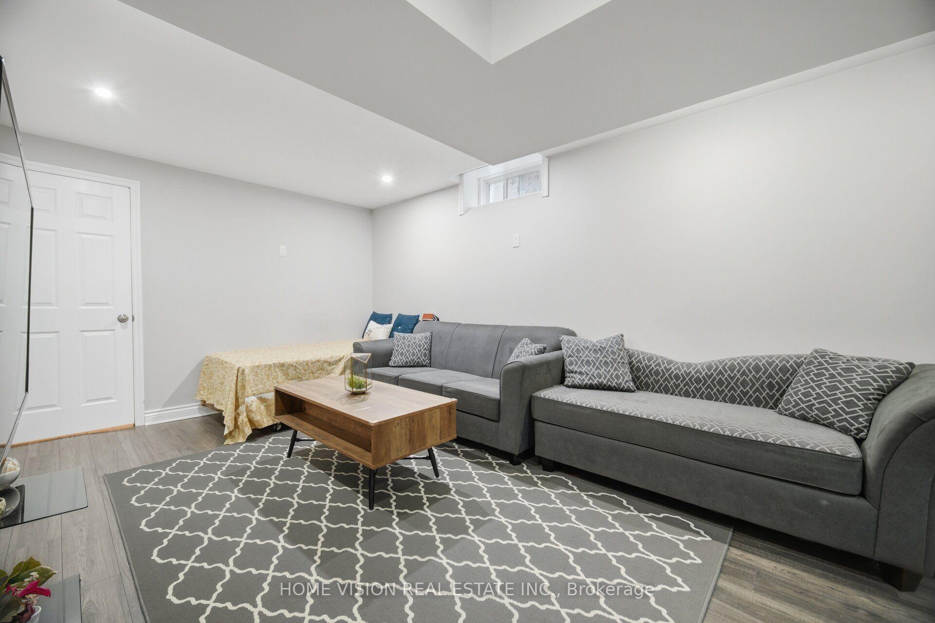 Photo 22 of 8 Colorado Boulevard, Hamilton, Stoney Creek — HOMEH