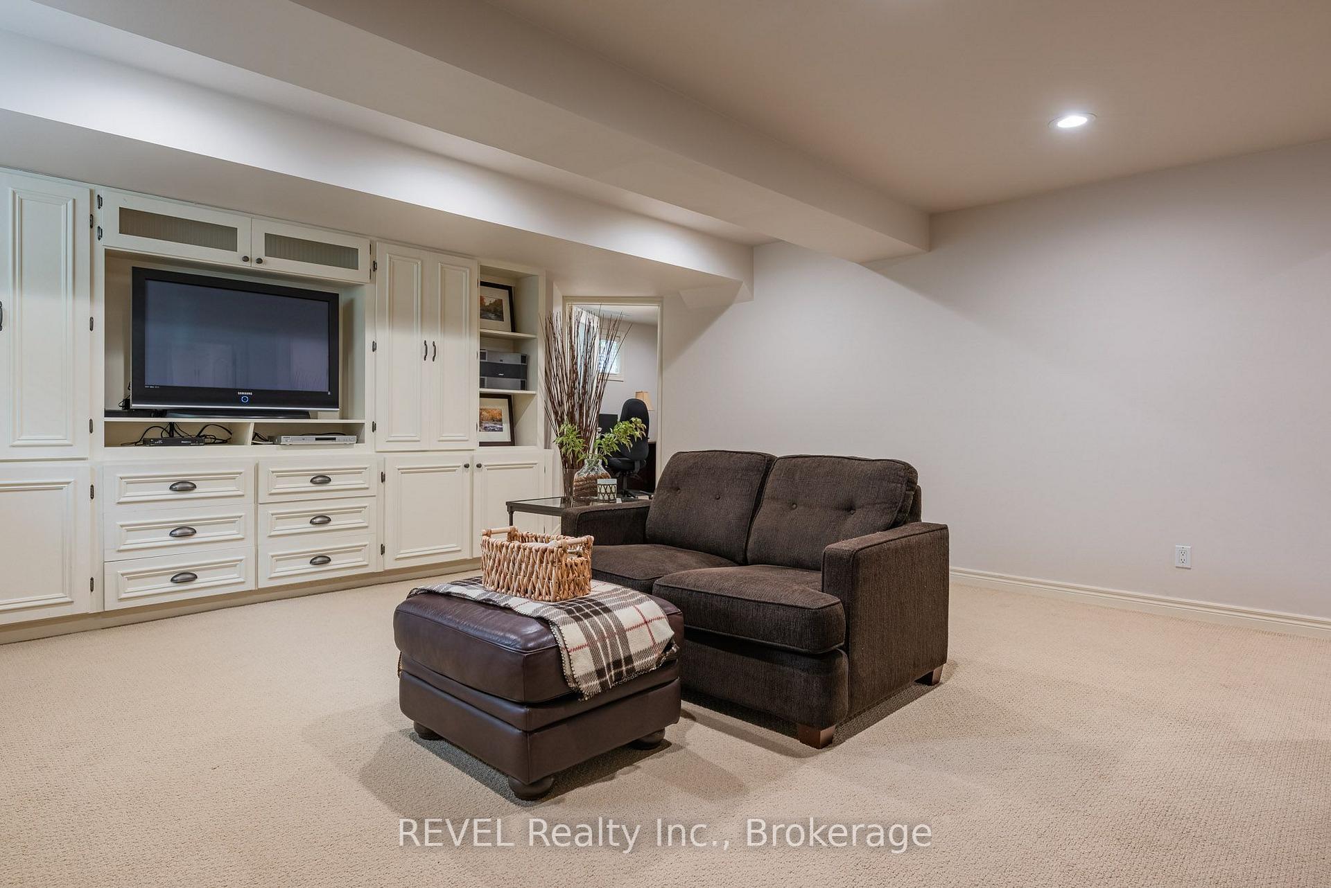 Photo 32 of 3250 Thunder Bay Road, Fort Erie, Ridgeway — HOMEH