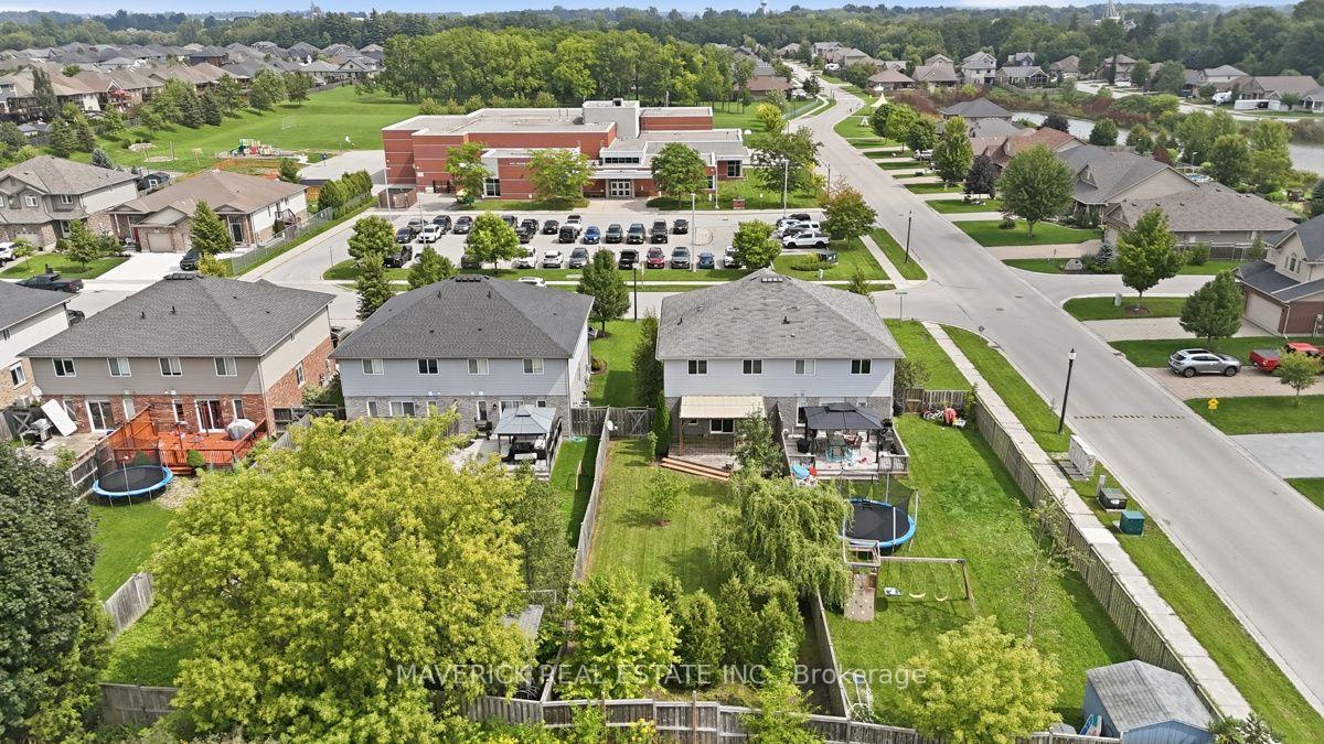 Photo 44 of 3 Leesboro Trail, Thames Centre, Thorndale — HOMEH