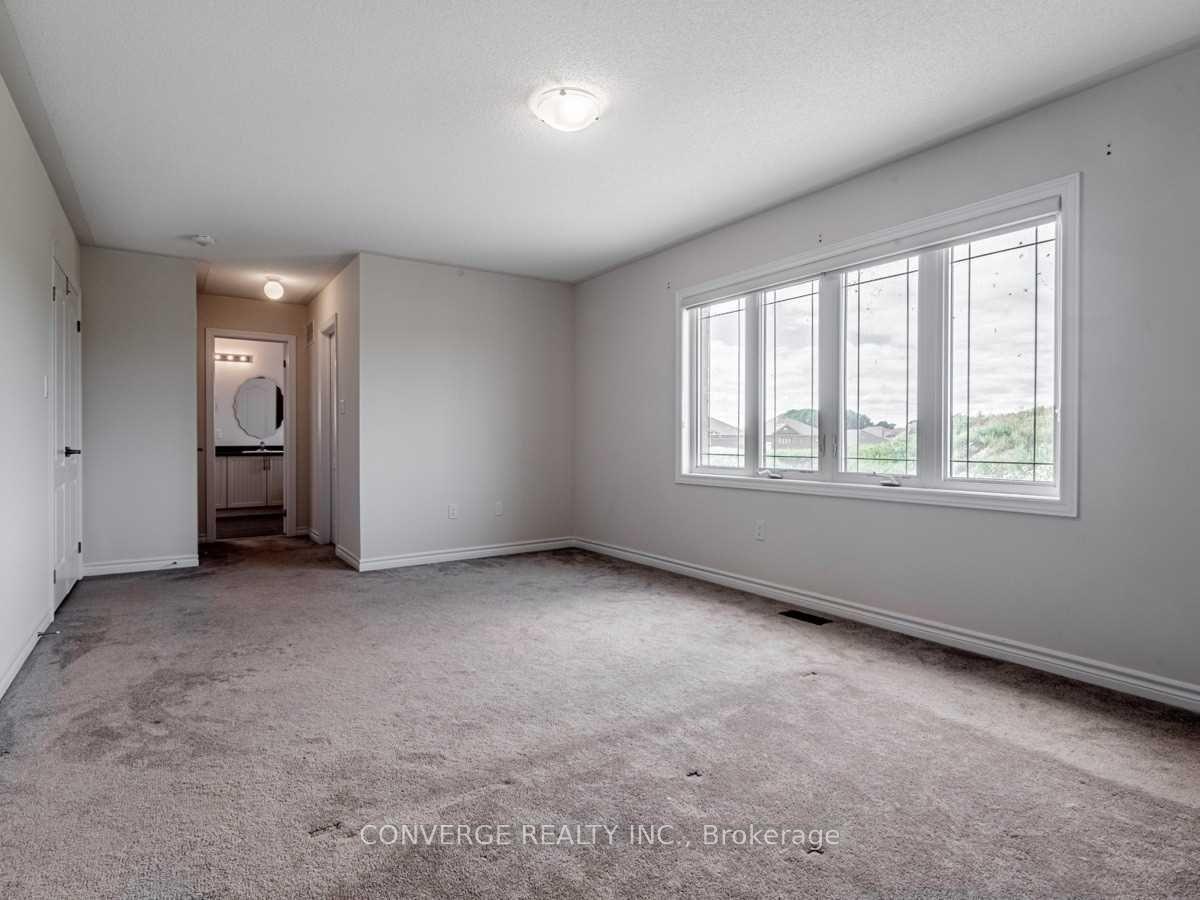 Photo 10 of 30 Mccaskell Street, Brock, Beaverton — HOMEH