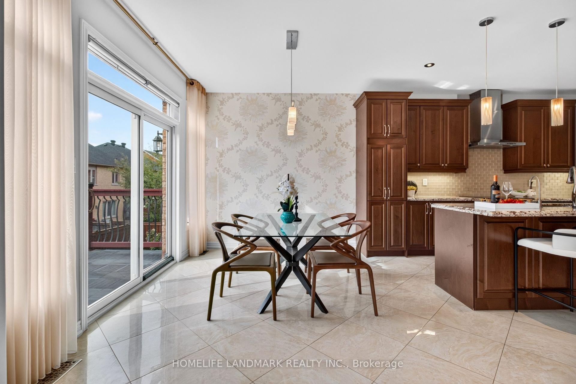 Photo 8 of 75 Estrella Crescent, Richmond Hill, Jefferson — HOMEH