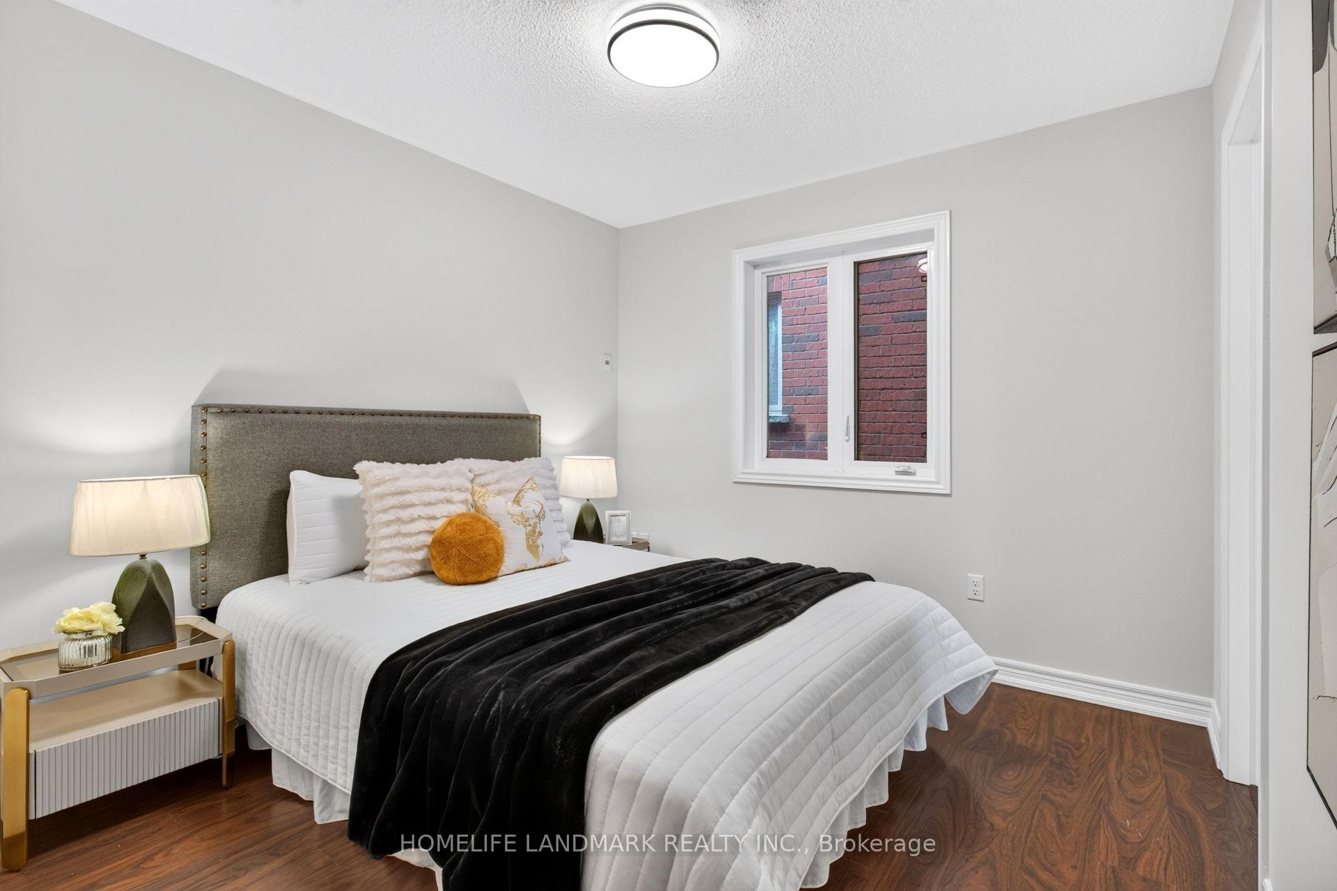 Photo 12 of 75 Estrella Crescent, Richmond Hill, Jefferson — HOMEH
