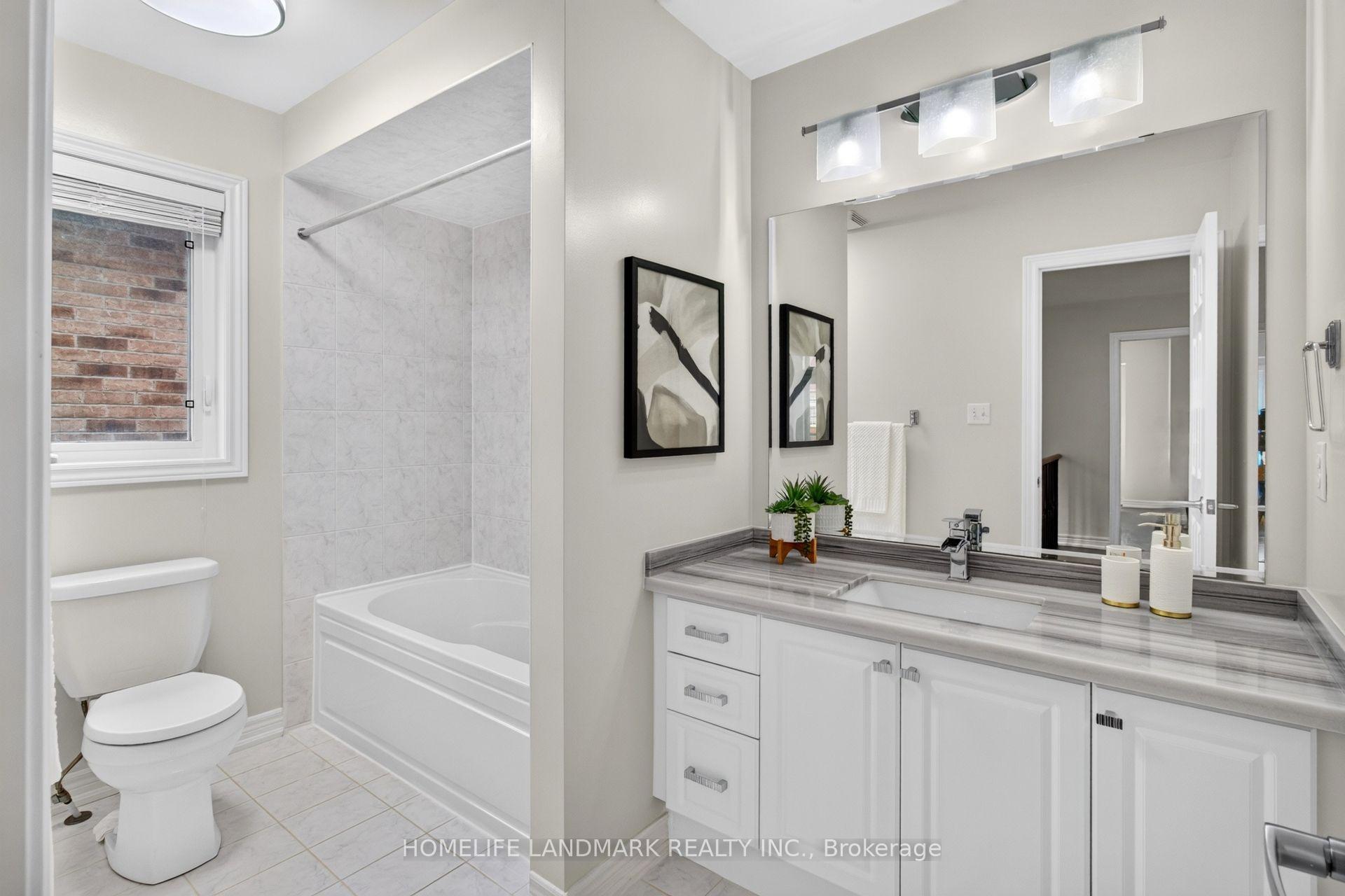 Photo 14 of 75 Estrella Crescent, Richmond Hill, Jefferson — HOMEH