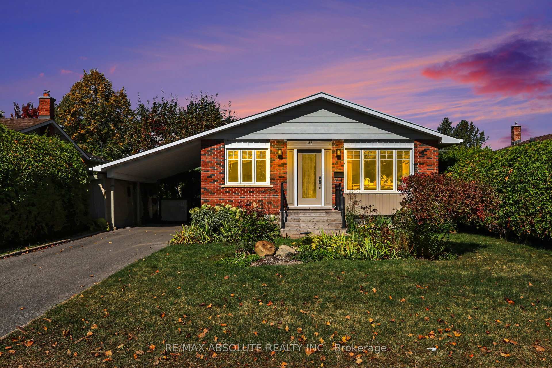 Photo of 125 Juniper Street E