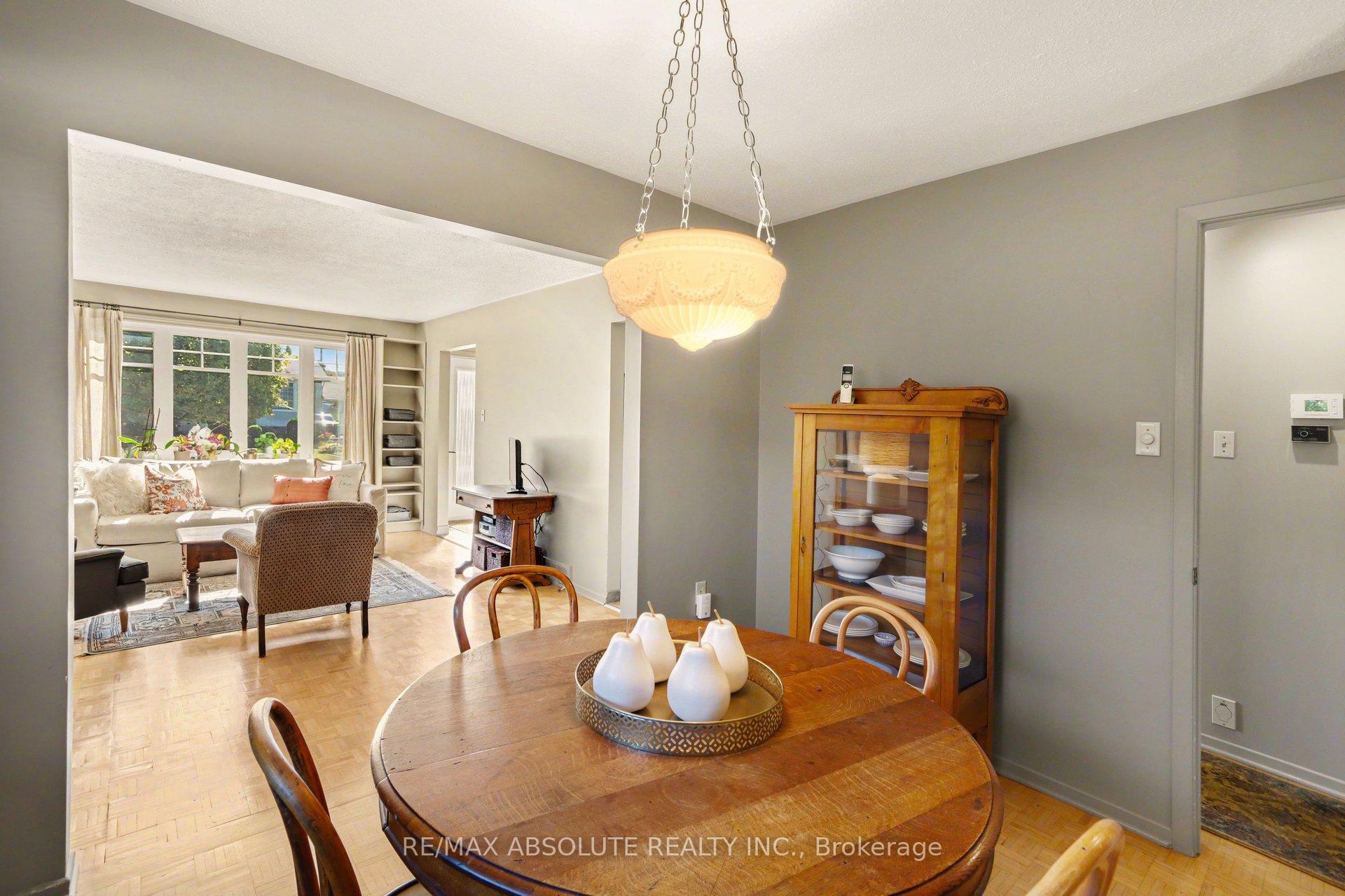 Photo 6 of 125 Juniper Street E, Ottawa, Chatelaine Village — HOMEH