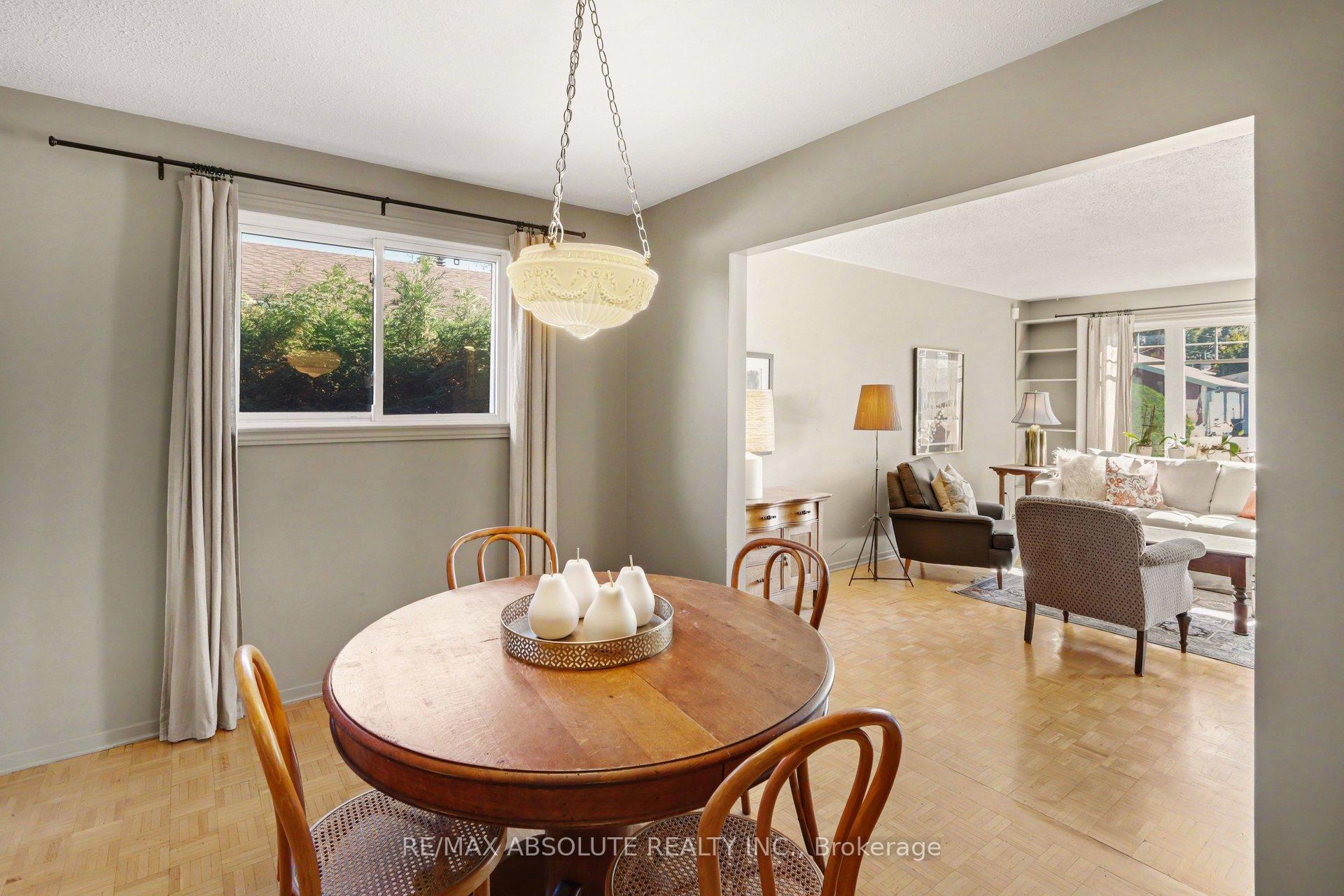 Photo 8 of 125 Juniper Street E, Ottawa, Chatelaine Village — HOMEH
