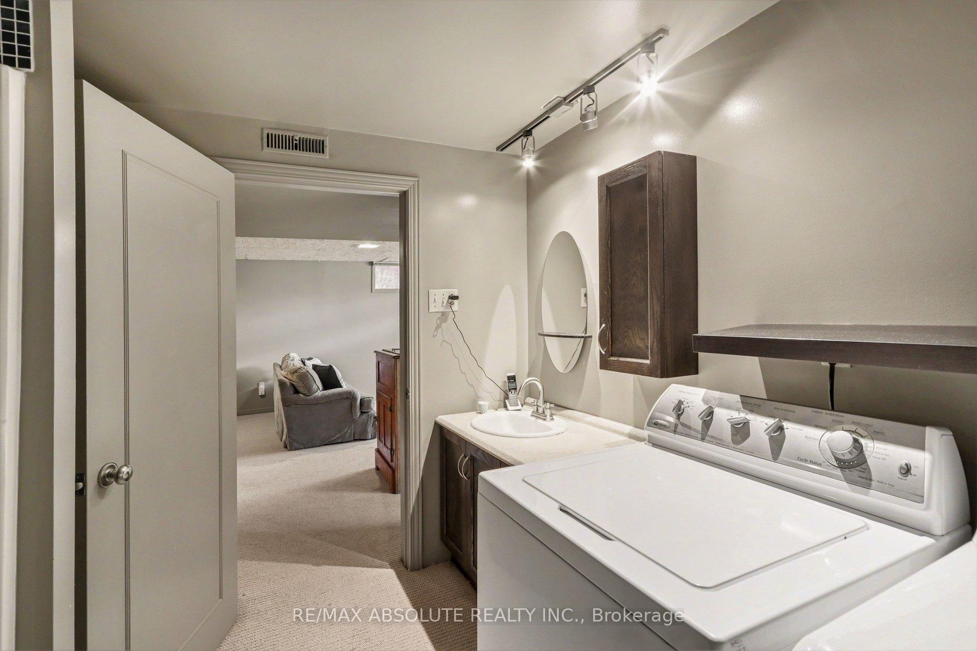 Photo 25 of 125 Juniper Street E, Ottawa, Chatelaine Village — HOMEH