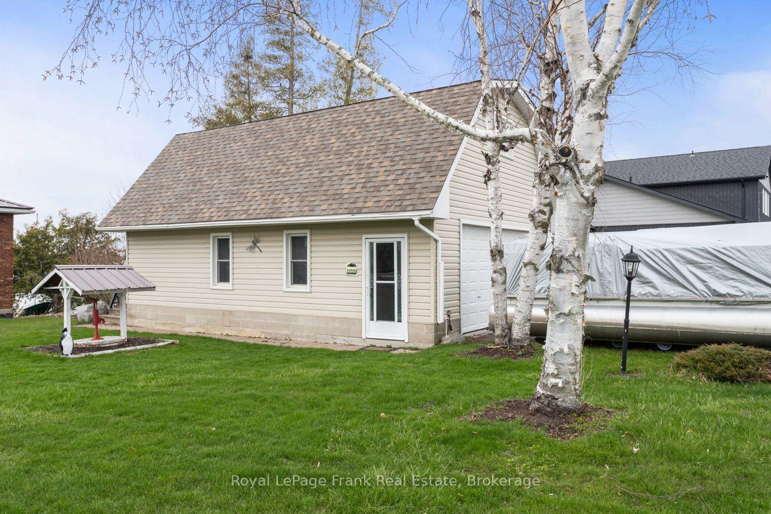 Photo 8 of 106 Starr Boulevard, Kawartha Lakes, Little Britain — HOMEH