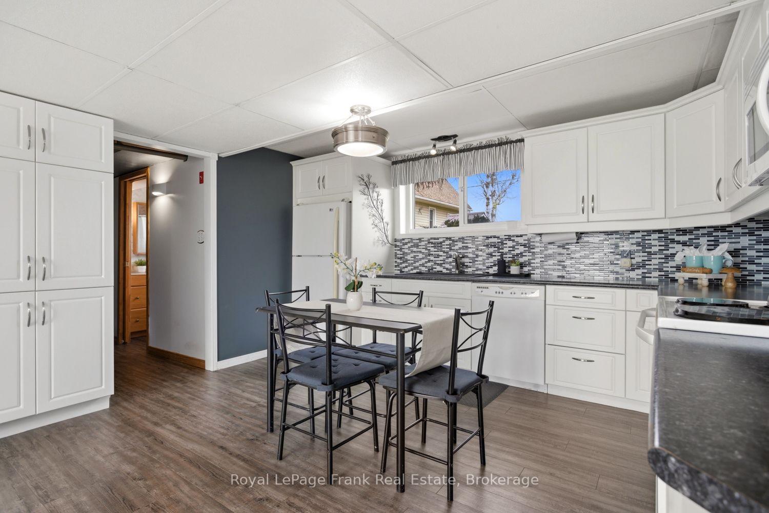Photo 33 of 106 Starr Boulevard, Kawartha Lakes, Little Britain — HOMEH
