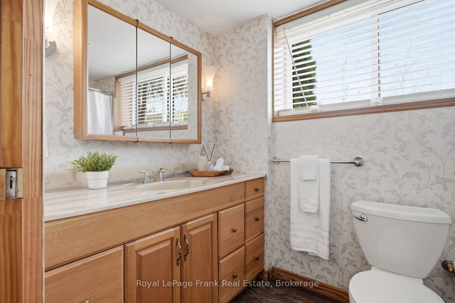 Photo 39 of 106 Starr Boulevard, Kawartha Lakes, Little Britain — HOMEH