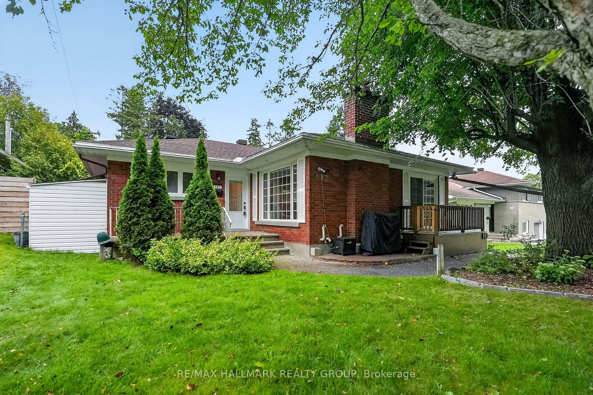 Photo of 987 Neville Street