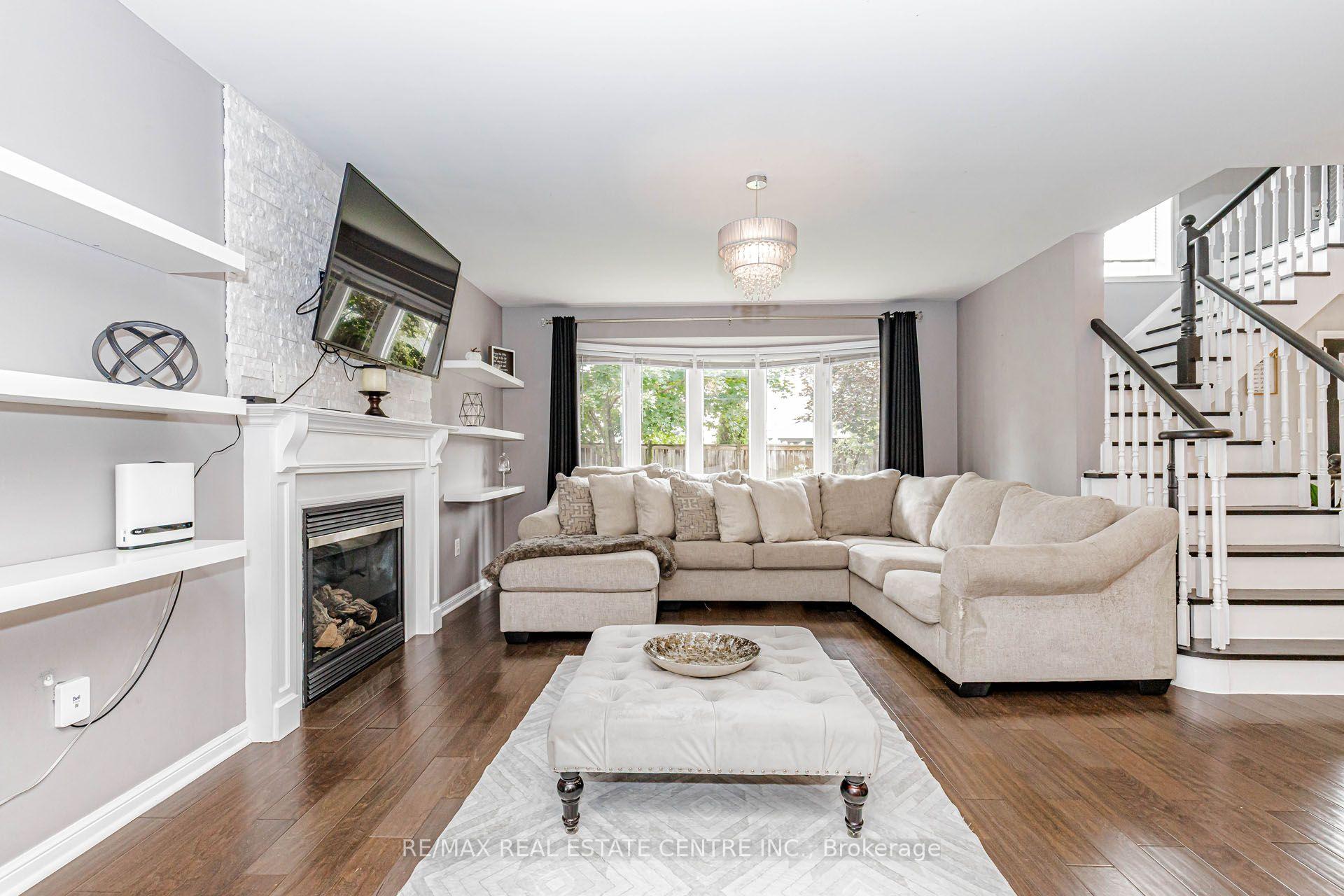 Photo 7 of 12 Dunning Drive, New Tecumseth, Alliston — HOMEH