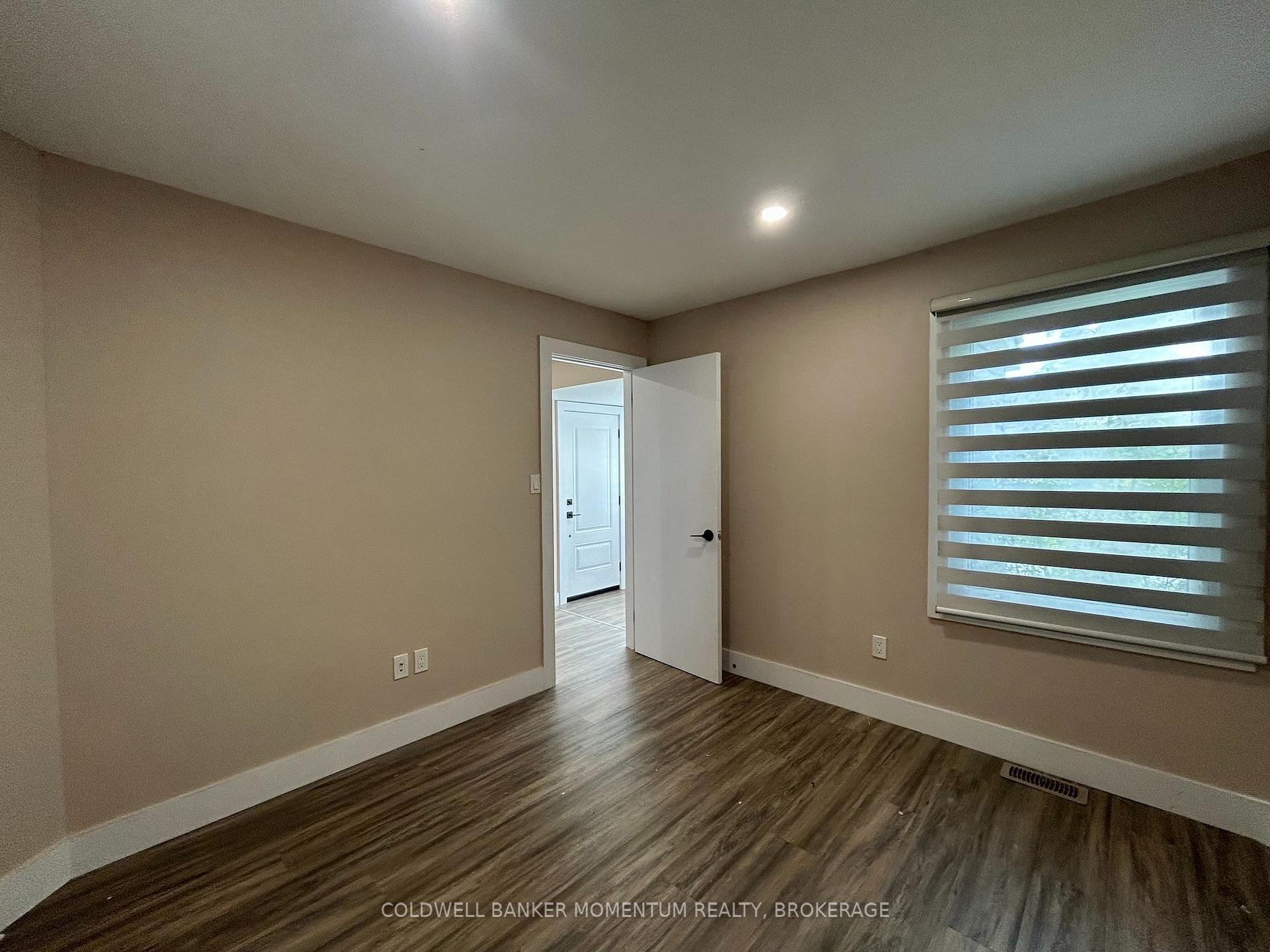 Photo 15 of 6333 Skinner Street, Niagara Falls, Arad/Fallsview — HOMEH