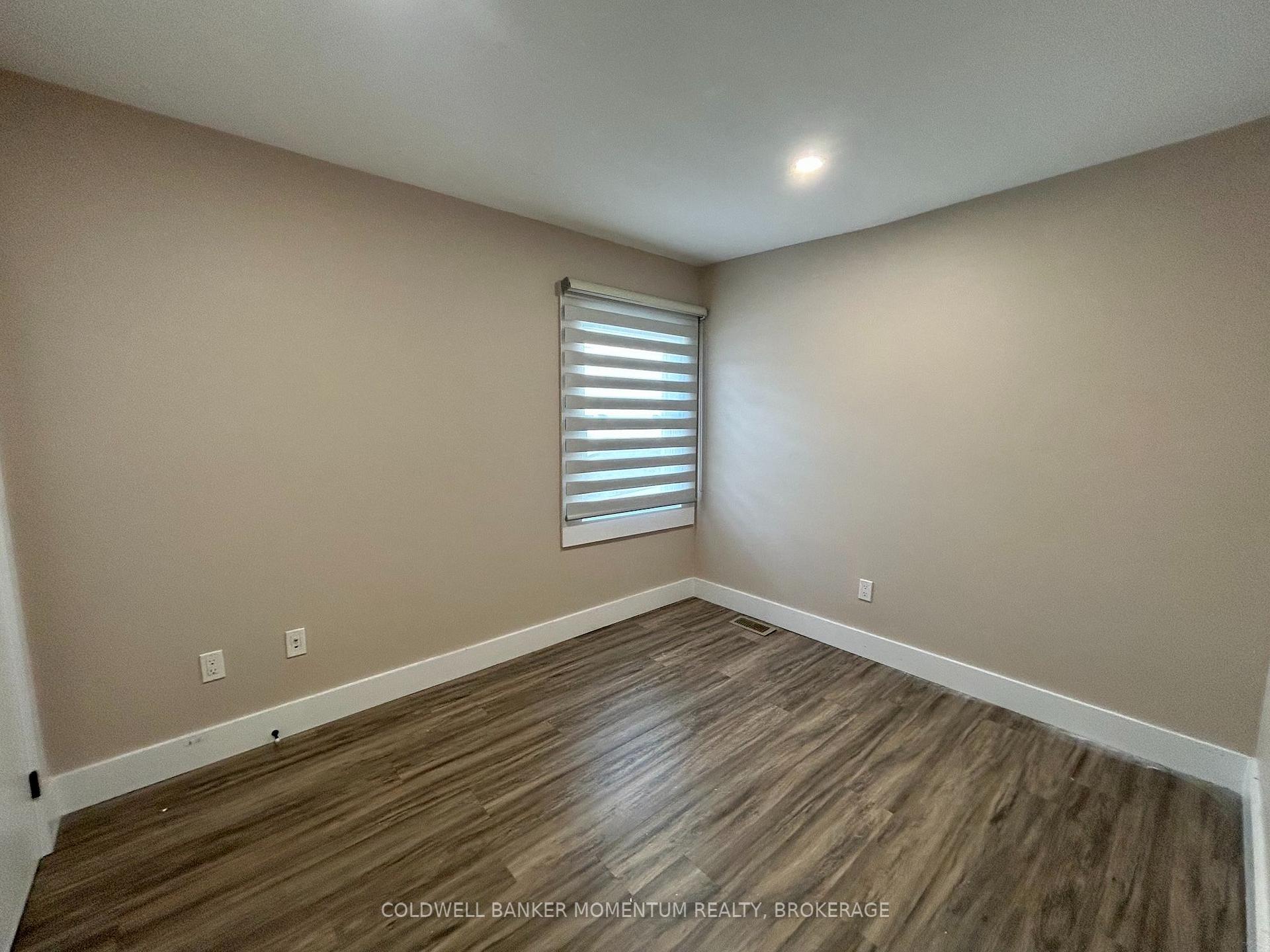 Photo 16 of 6333 Skinner Street, Niagara Falls, Arad/Fallsview — HOMEH