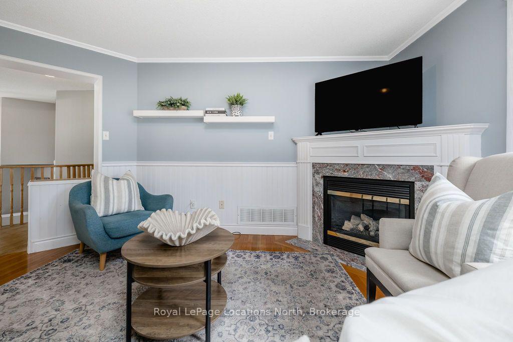 Photo 12 of 45 Bush Crescent, Wasaga Beach — HOMEH