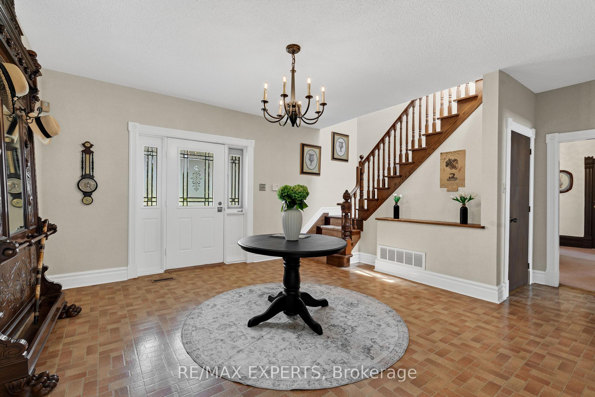 Photo 2 of 16718 Caledon King Townline, Caledon, Palgrave — HOMEH