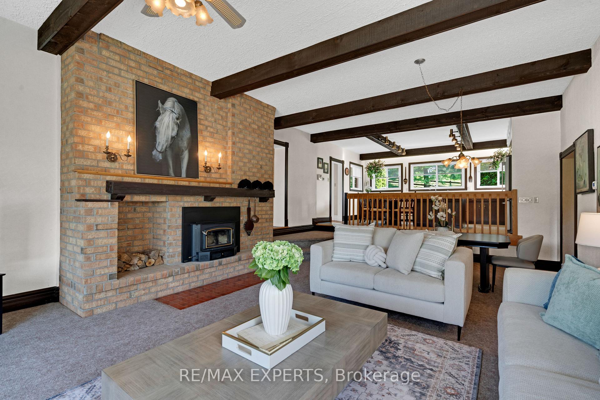 Photo 5 of 16718 Caledon King Townline, Caledon, Palgrave — HOMEH