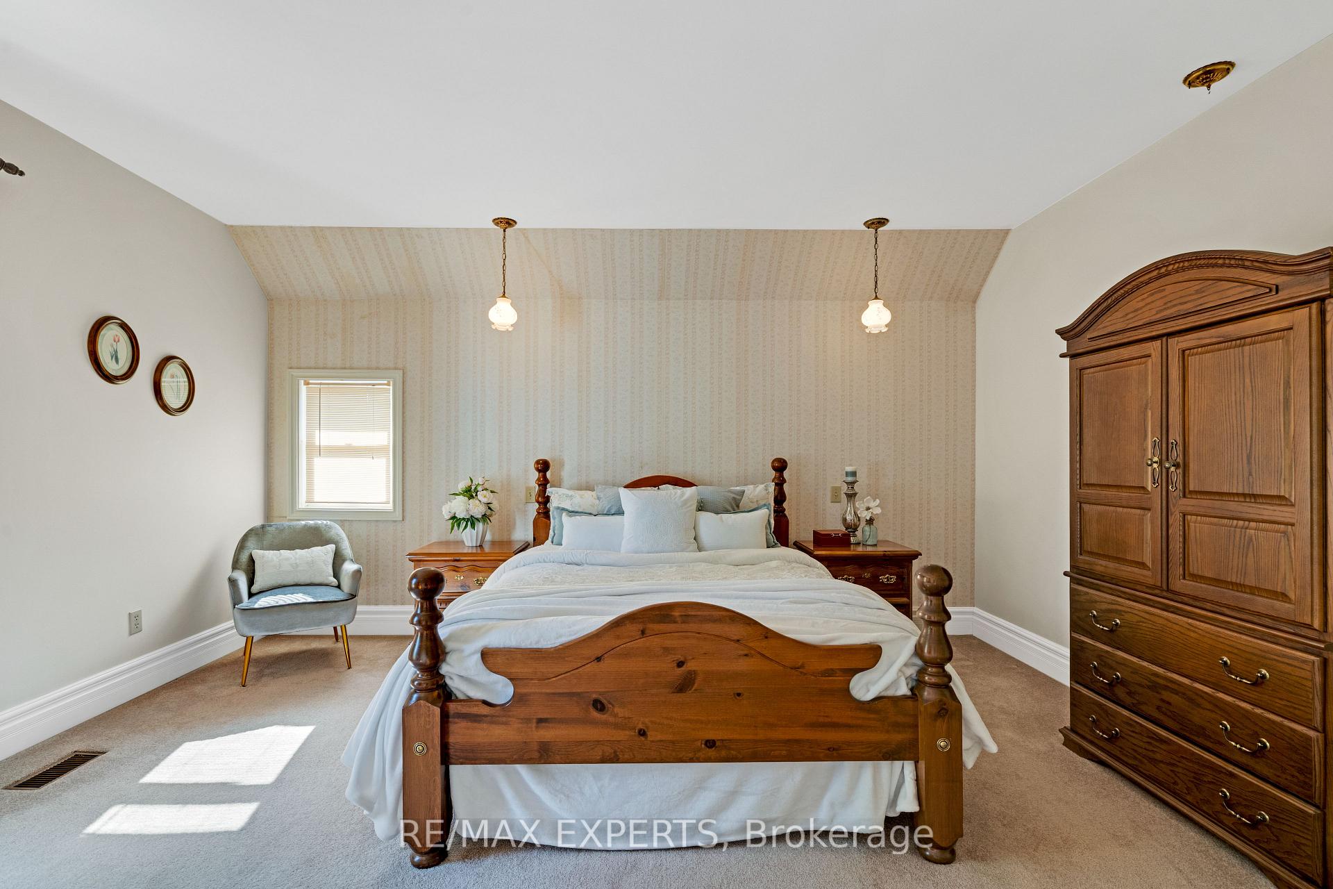 Photo 26 of 16718 Caledon King Townline, Caledon, Palgrave — HOMEH
