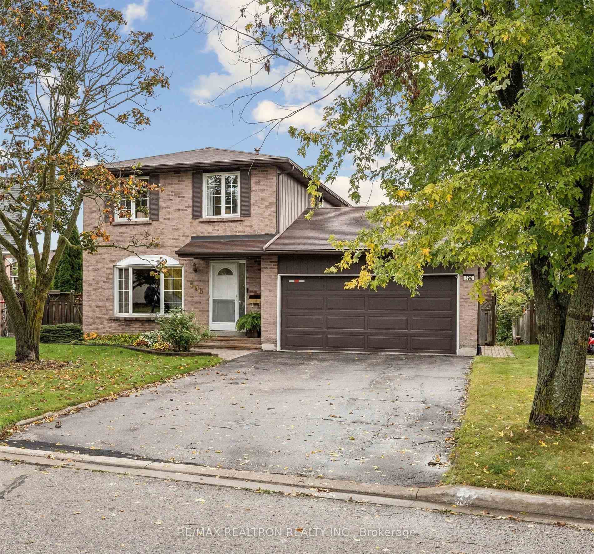 Photo 1 of 596 Brooks Howard Court, Newmarket, Bristol-London — HOMEH