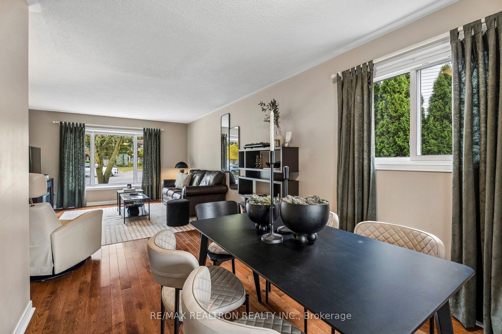 Photo 13 of 596 Brooks Howard Court, Newmarket, Bristol-London — HOMEH